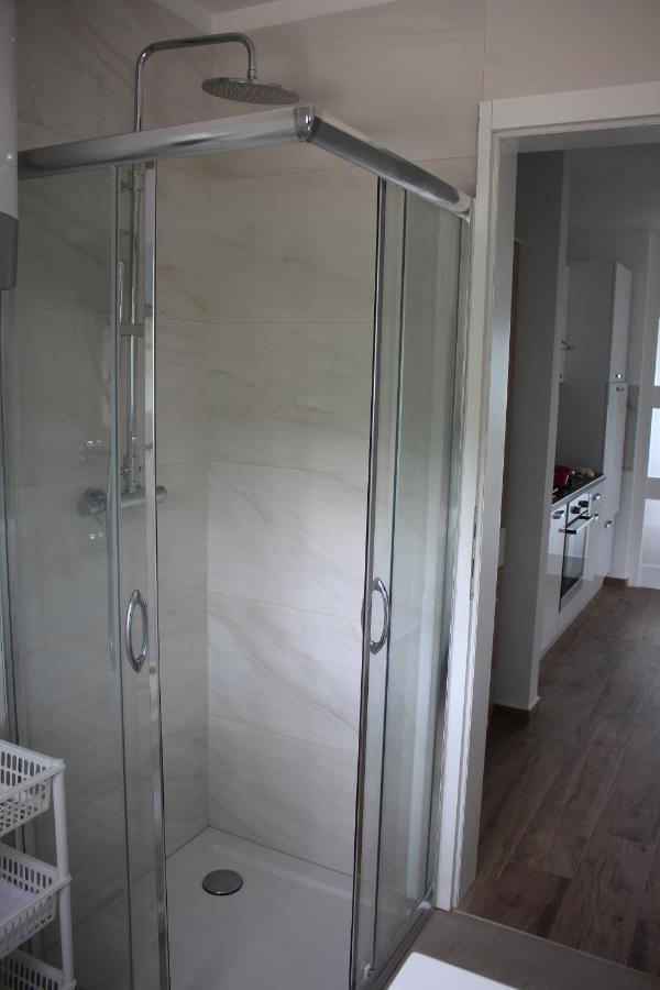 Apartments Bonaca Рованиска Екстериор снимка